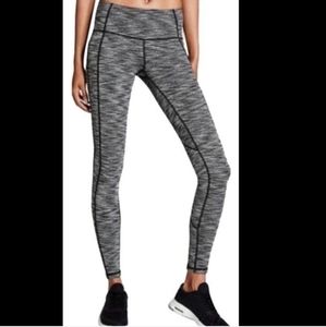 Victoria Sport Knockout Leggings Marled Gray